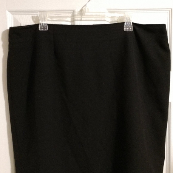 🩸$7.00🩸Ashley Stewart Black Skirt Size 16W Read Description - Picture 2 of 9